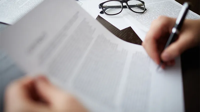Contrato de trabalho para motorista de caminhão: como fazer?